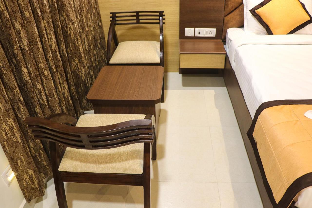 Honey Hive Hotel Port Blair Exterior photo